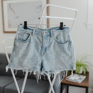 Gap High-Rise Cut-Offs